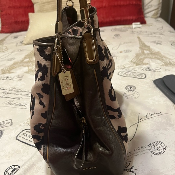 Leopard Coach Tote Bag - Picture 3 of 4